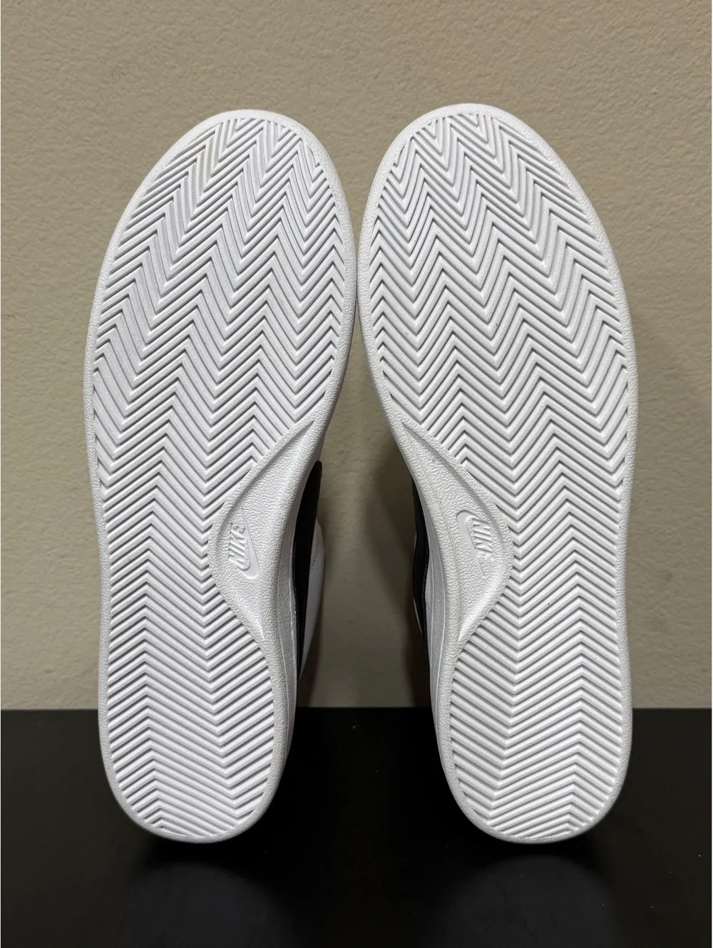 Size 8.5 - Nike Court Royale 2 Mid “White Onyx”